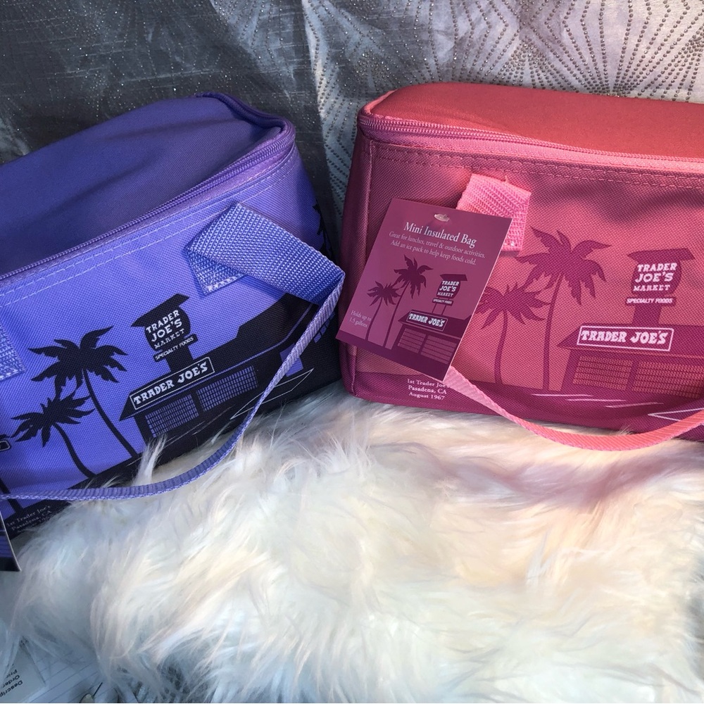 Cute Pink & Lavender Trader Joe’s mini Insulated bags! Bundle!!